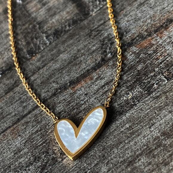 NEW Mother Of Pearl Heart Layering Necklace - Picture 7 of 8